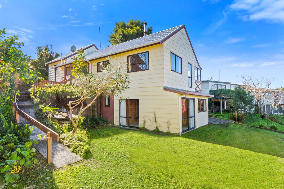 46 Westminster Drive, Bethlehem, Tauranga - Carousel 2