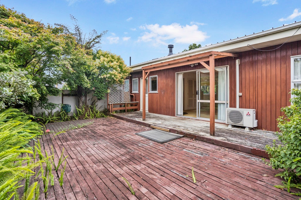 2/1 Golf Road, New Lynn, Auckland - Carousel 1
