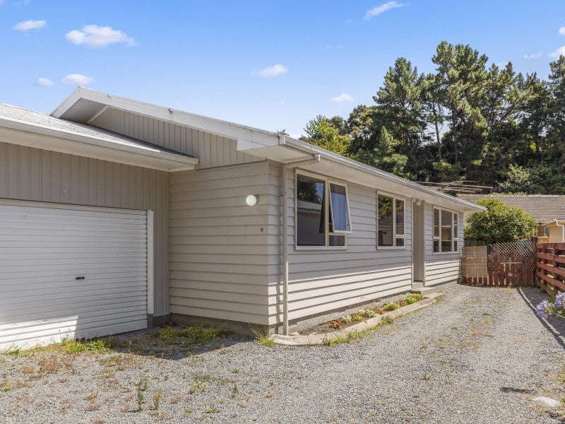 38B Blue Mountains Road, Silverstream, Upper Hutt - Carousel 2