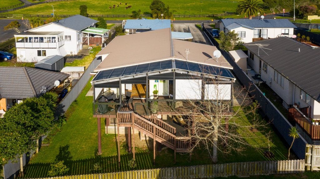 92A Wharf Road, Pukekohe - Carousel 1
