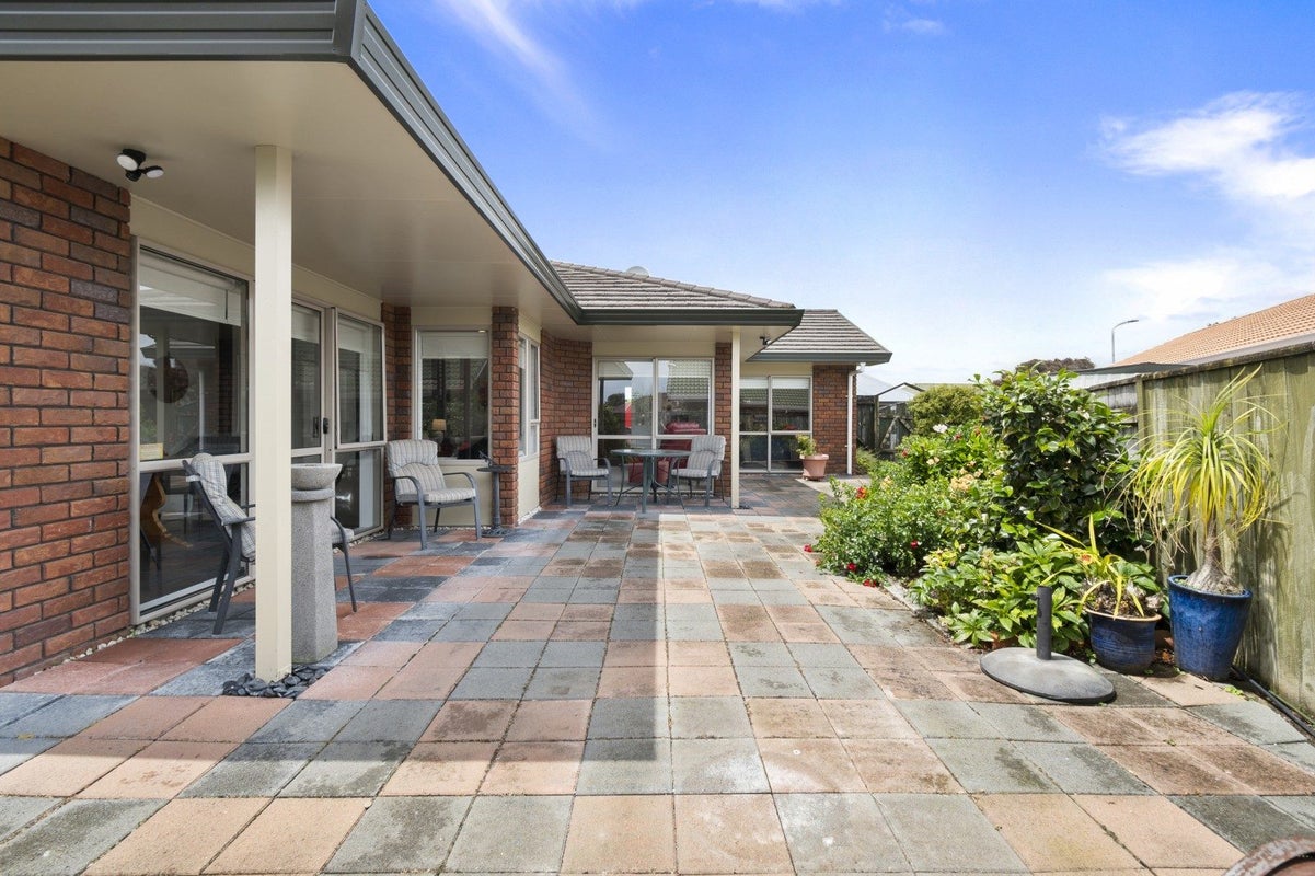 31 Caroline Crescent, Highbury, Palmerston North - Carousel 2