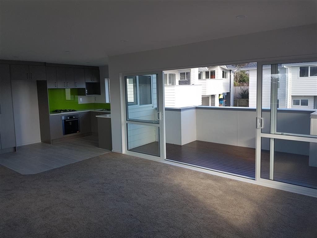 4A Binsted Road, New Lynn, Auckland - Carousel 2
