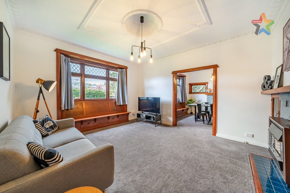 22 Fuller Grove, Woburn, Lower Hutt - Carousel 2