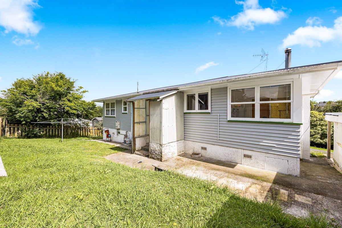 27 Choice Avenue, Henderson, Auckland - Carousel 2
