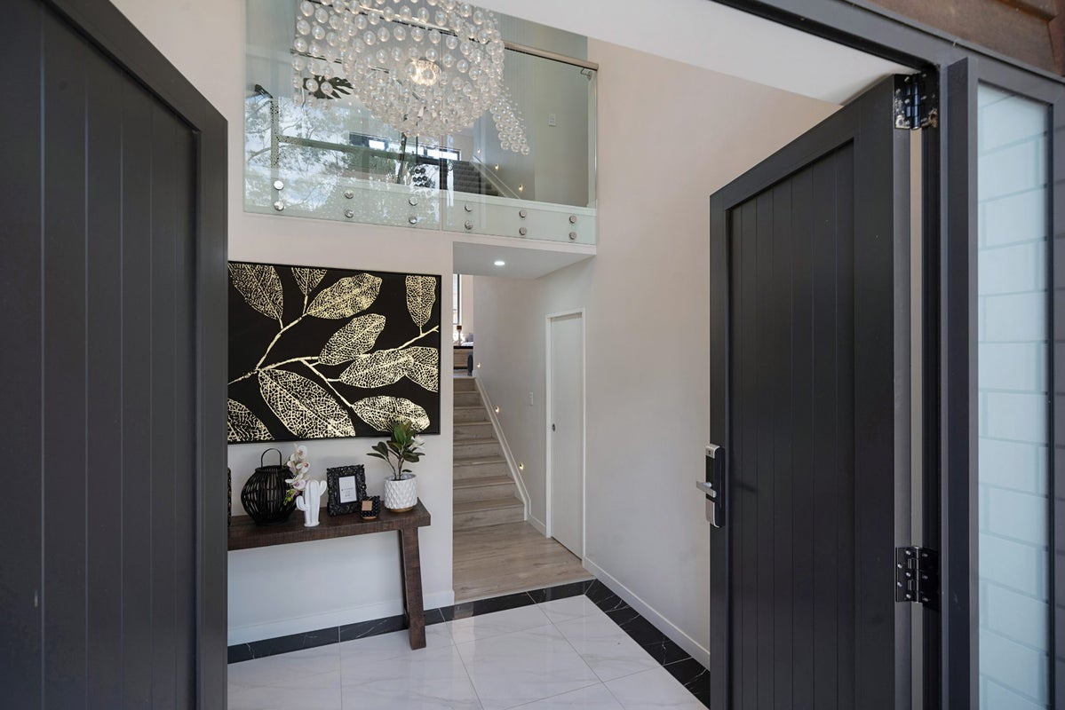 3 David Rogers Lane, Swanson, Auckland - Carousel 2