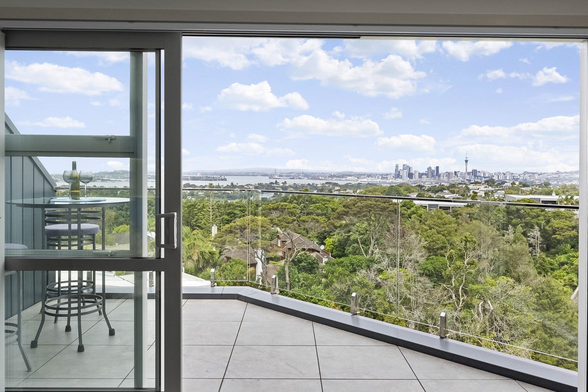 15/270 Onewa Road, Birkenhead, Auckland - Carousel 1