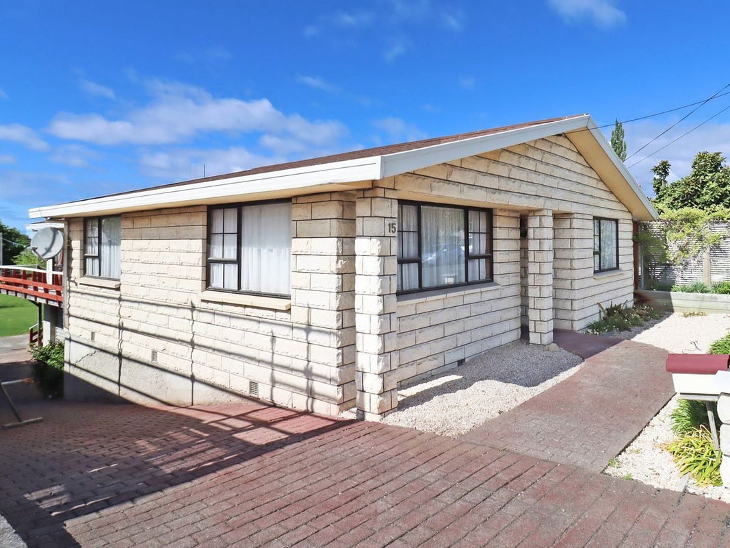 15 Clyde Street, Oamaru North, Oamaru - Carousel 17