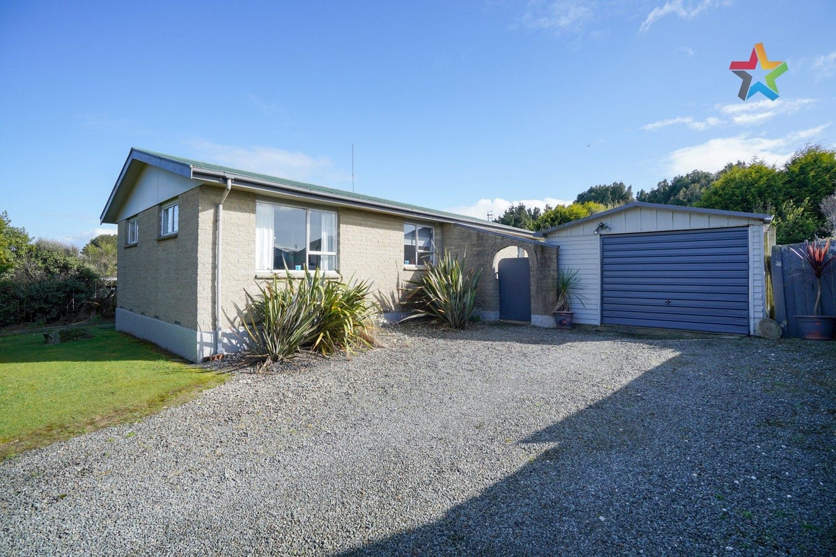 118 Vernon Street, Kingswell, Invercargill - Carousel 1