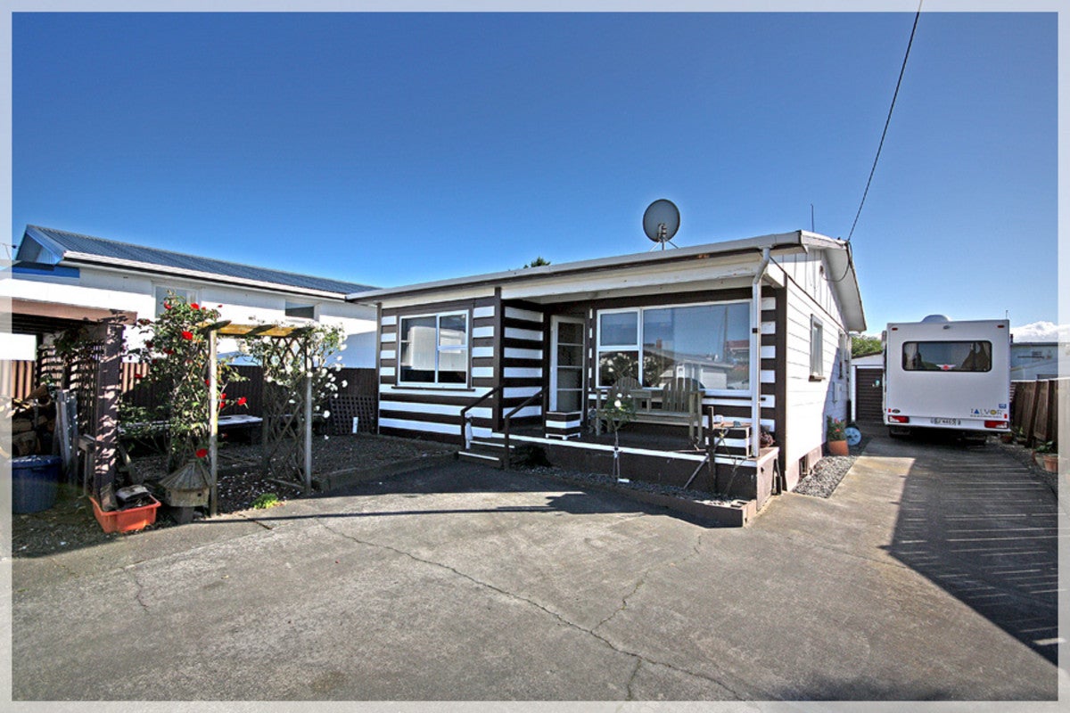 167 Seabury Avenue, Foxton Beach, Foxton - Carousel 11