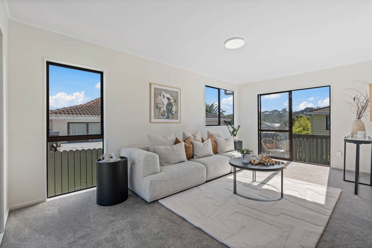 1/78 Luanda Drive, Ranui, Auckland - Carousel 2