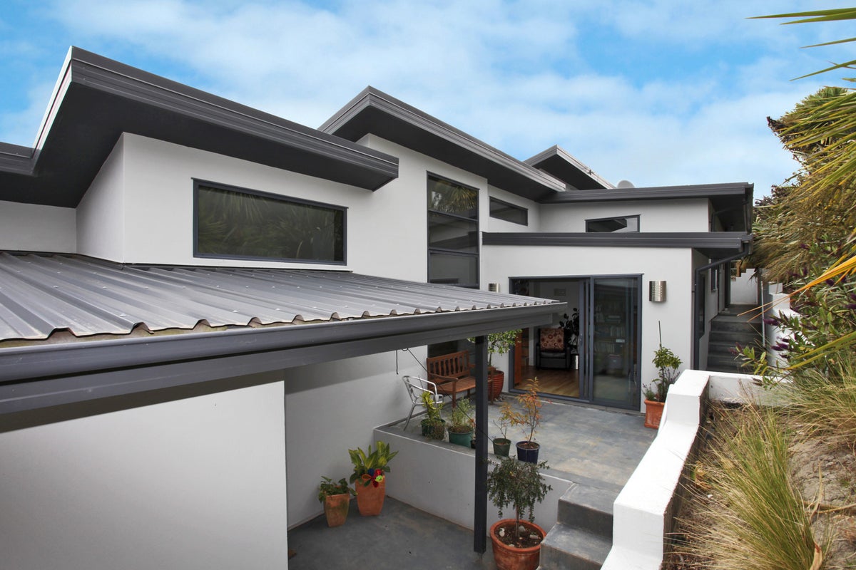 5 Lighthouse Lane, Governors Bay, Lyttelton - Carousel 1