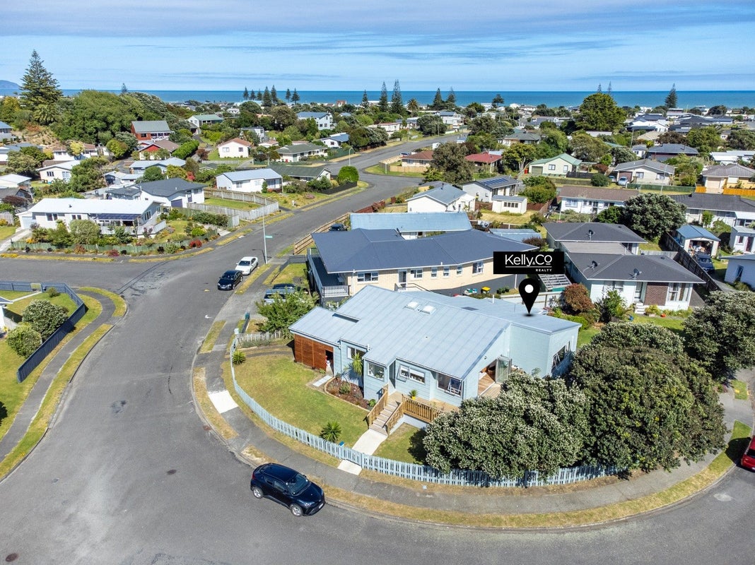 8A Simcox Street, Otaki Beach, Otaki - Carousel 20