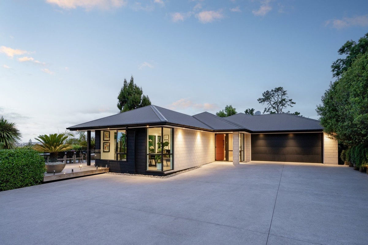 4/17A Eastglen Road, Glen Eden, Auckland - Carousel 1