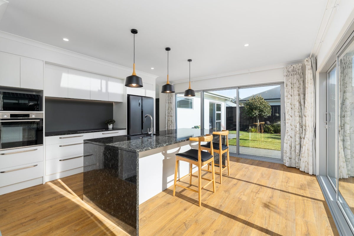 12 Welsh Road, Halswell, Christchurch - Carousel 2