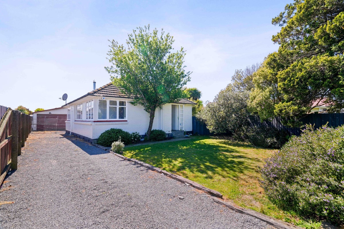 7 Keri Place, Hei Hei, Christchurch - Carousel 1