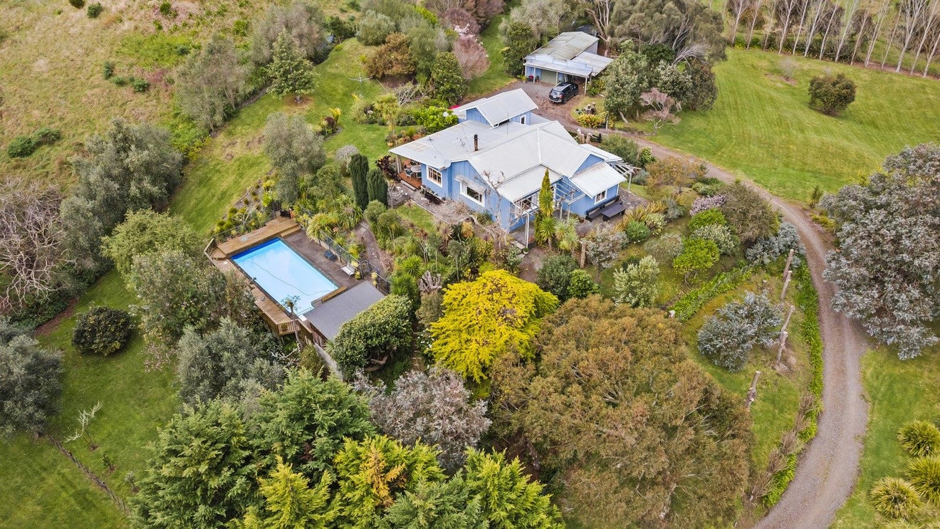 41 Walkers Lane, Manakau, Levin - Carousel 1