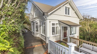 56 Moana Road, Kelburn, Wellington - Carousel 1