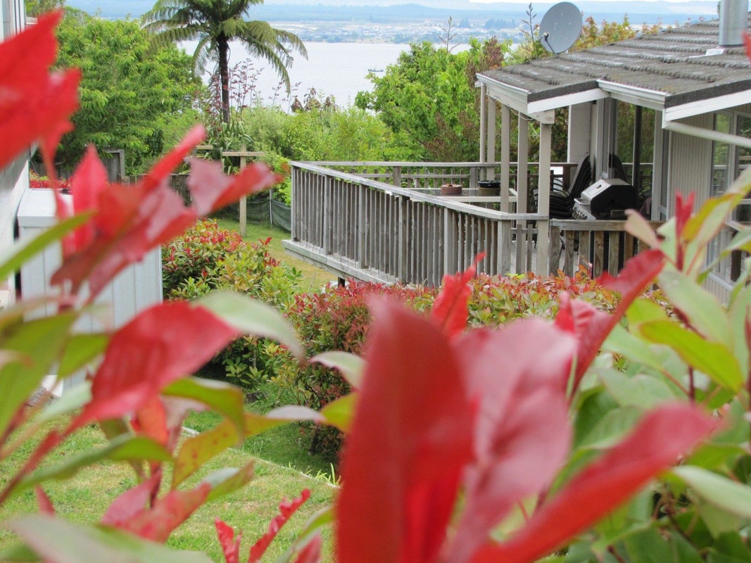 7A Isobel Street, Acacia Bay, Taupo - Carousel 2