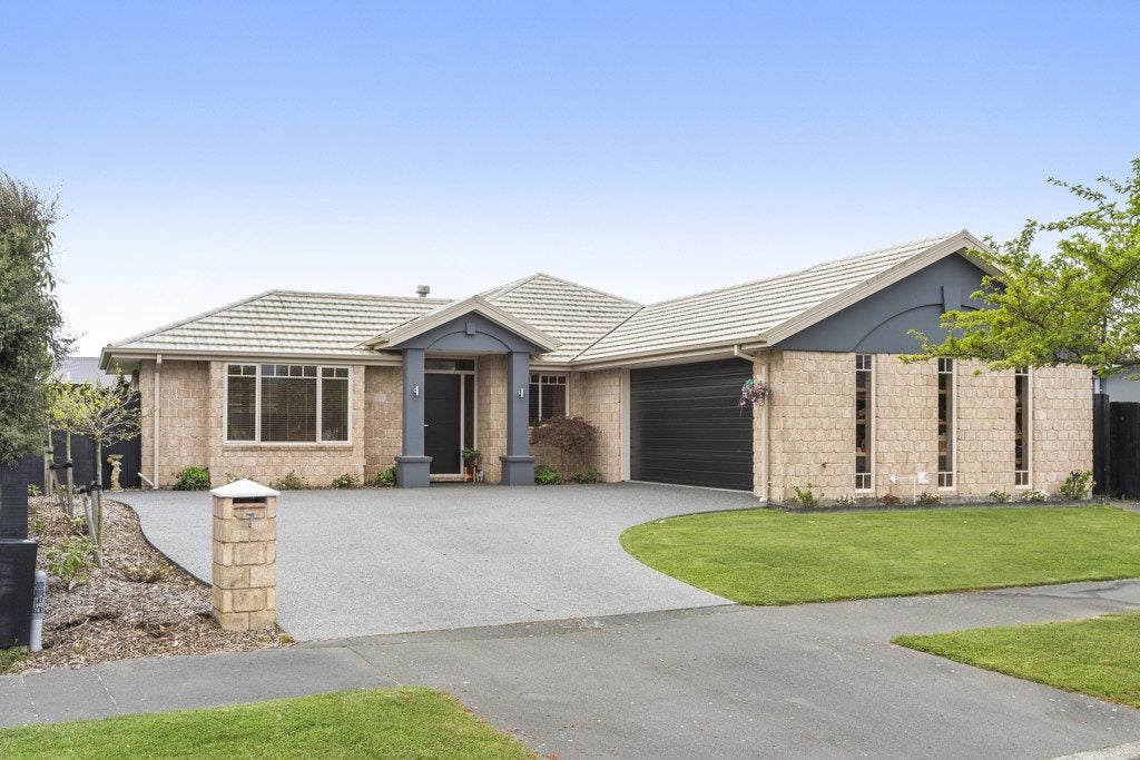 7 James Hight Drive, Halswell, Christchurch - Carousel 23
