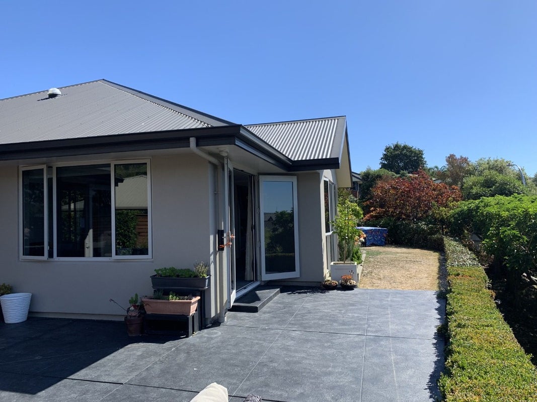 1 Lodestone Road, Richmond - Carousel 2