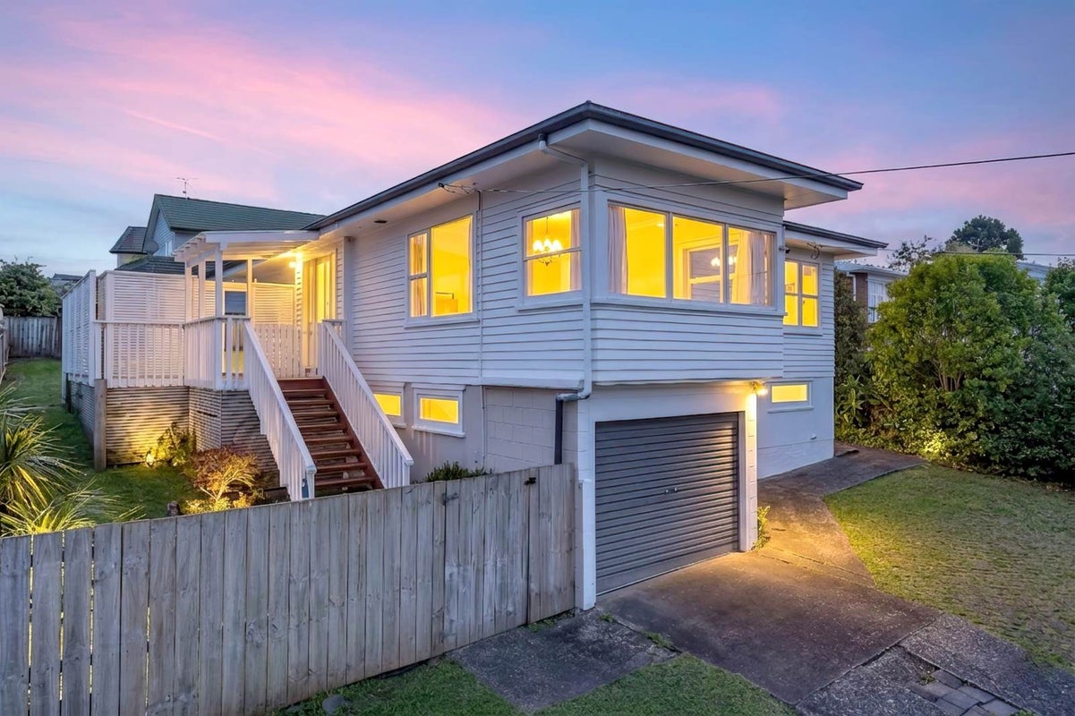 33 Park Road, Glenfield, Auckland - Carousel 2