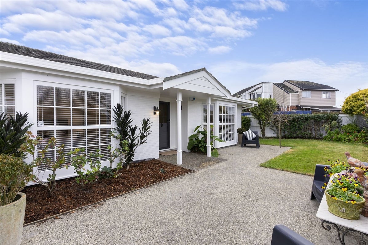1/9 Stanley Avenue, Milford, Auckland - Carousel 1