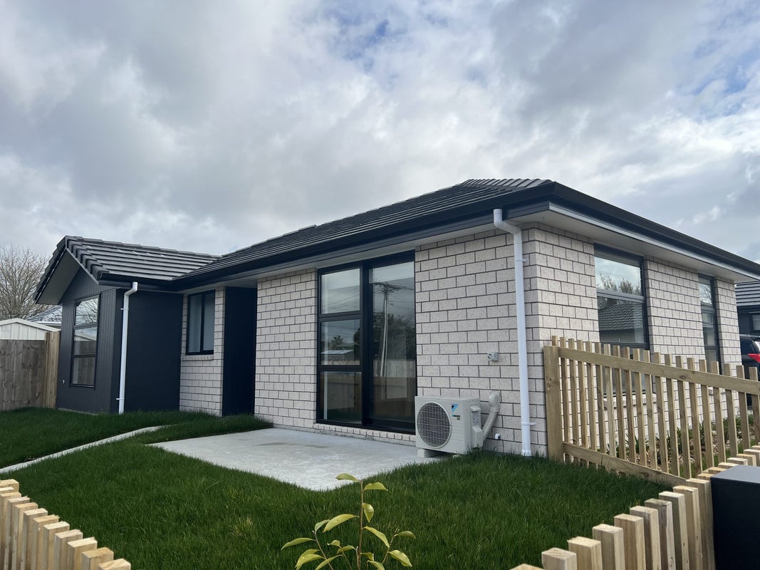 1A Edinburgh Road, Hillcrest, Hamilton - Carousel 1