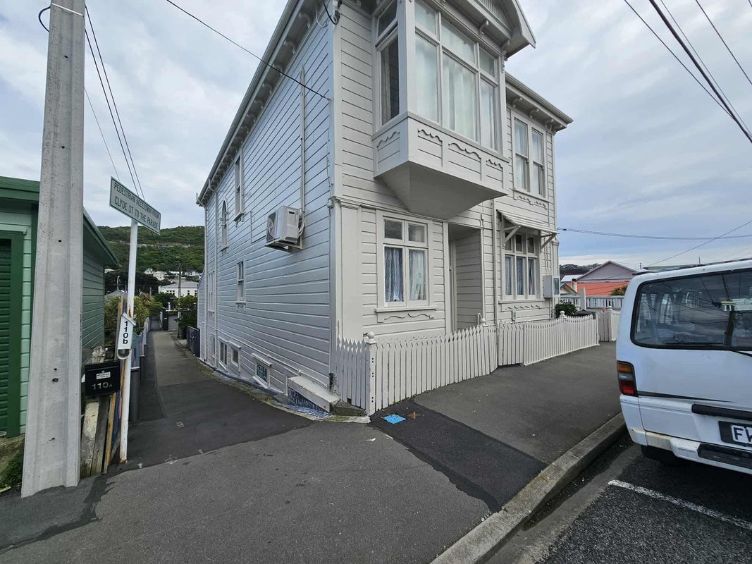 110B Clyde Street, Island Bay, Wellington - Carousel 1