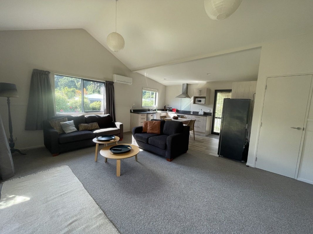 13 Rockside Road, Glenleith, Dunedin - Carousel 2