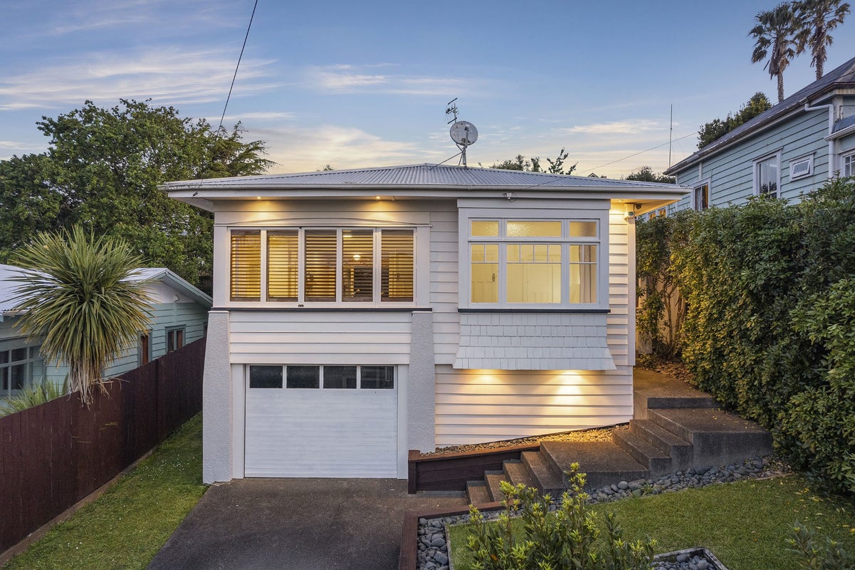 40 Second Avenue, Kingsland, Auckland - Carousel 1