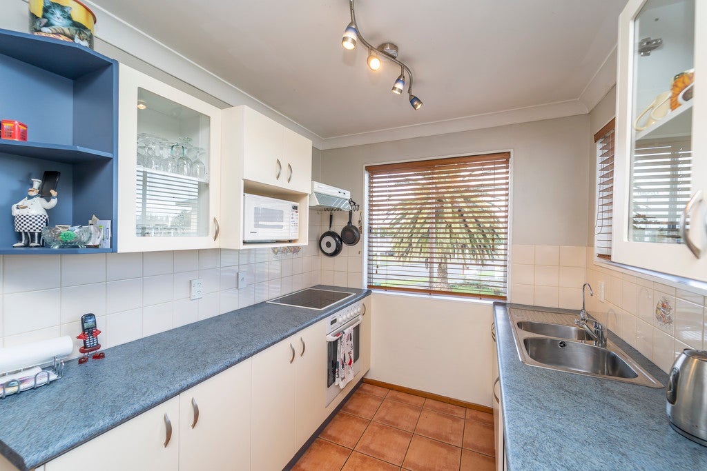 9 Gordon Street, Lansdowne, Masterton - Carousel 2