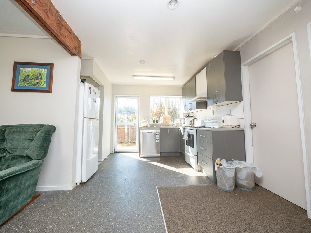 119 North Road, North East Valley, Dunedin - Carousel 2