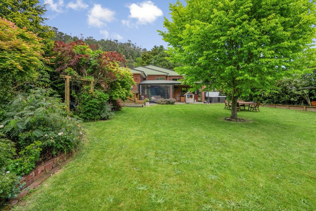 45 Hine Road, Wainuiomata, Lower Hutt - Carousel 2