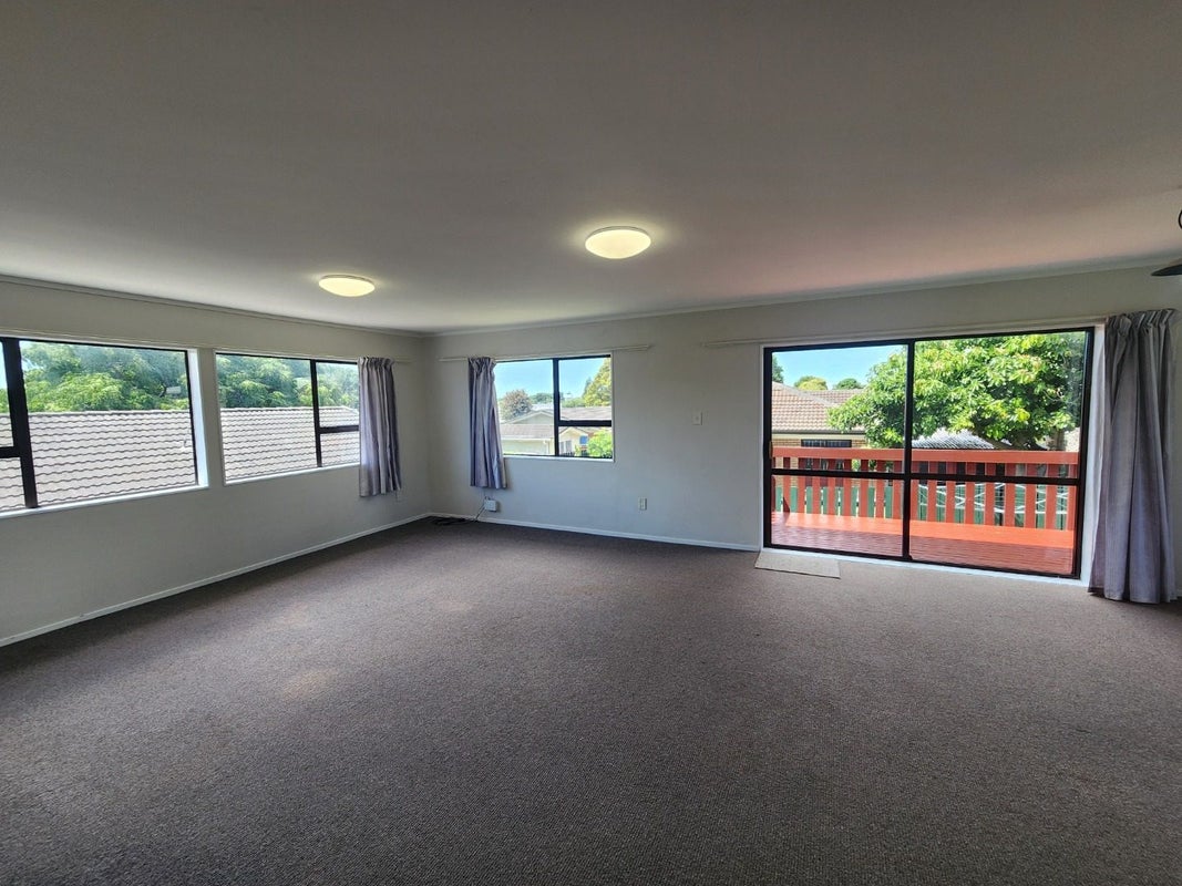 9A Coronation Road, Mangere Bridge, Auckland - Carousel 2