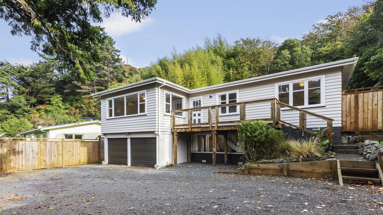 88 South Karori Road, Karori, Wellington - Carousel 1