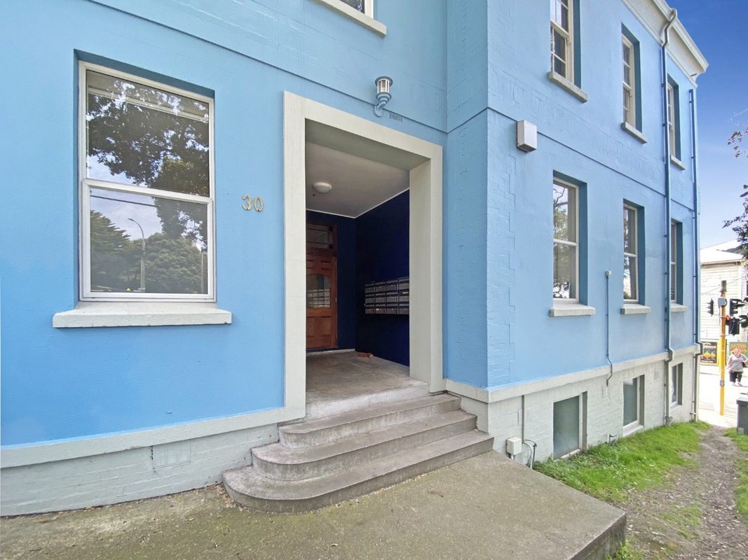 19/30 Hanson Street, Mount Cook, Wellington - Carousel 1