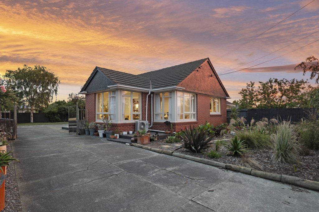 4 Doreen Street, Aranui, Christchurch - Carousel 2