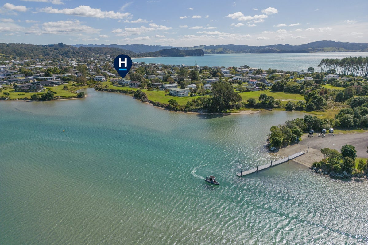 63 Oyster Drive, Cooks Beach, Whitianga - Carousel 1