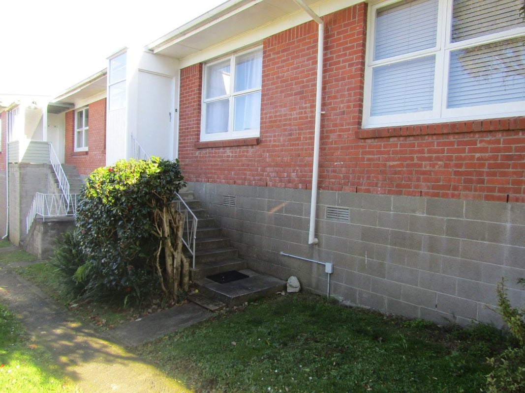 2/24 Knights Road, Rothesay Bay, Auckland - Carousel 1
