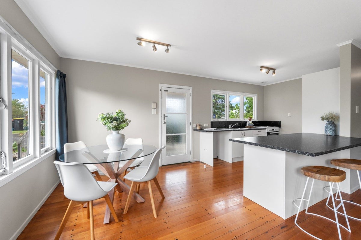43 Collingwood Street, Judea, Tauranga - Carousel 1