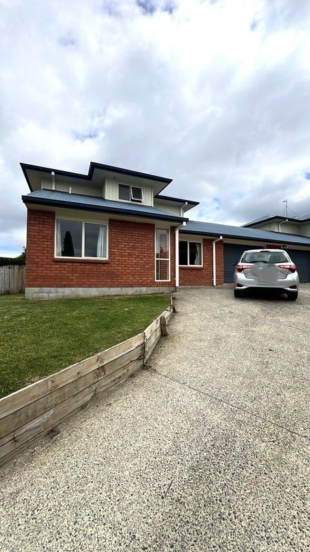 25 Maggie Place, Ohauiti, Tauranga - Carousel 1