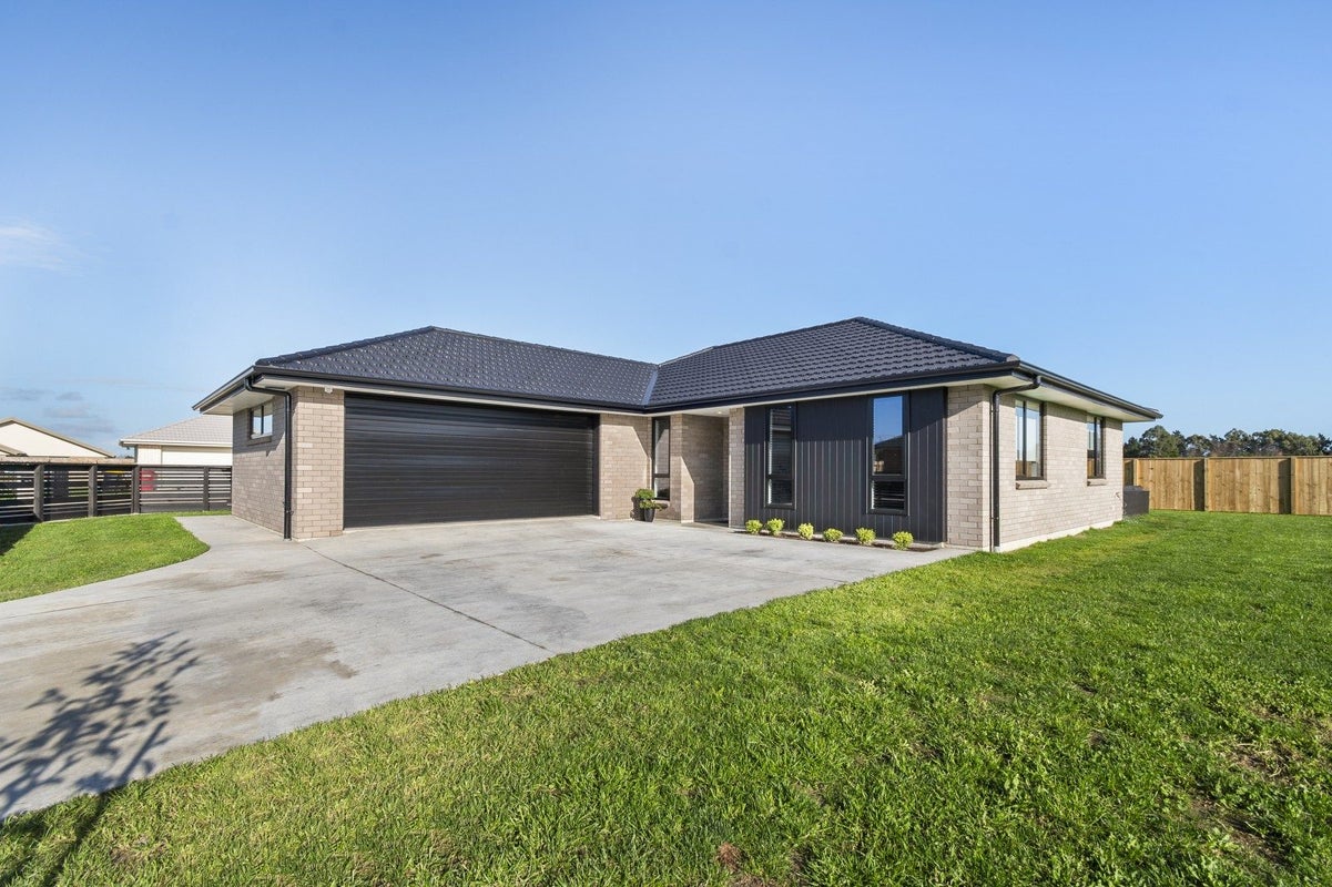 14A Turoa Street, Maewa, Feilding - Carousel 1