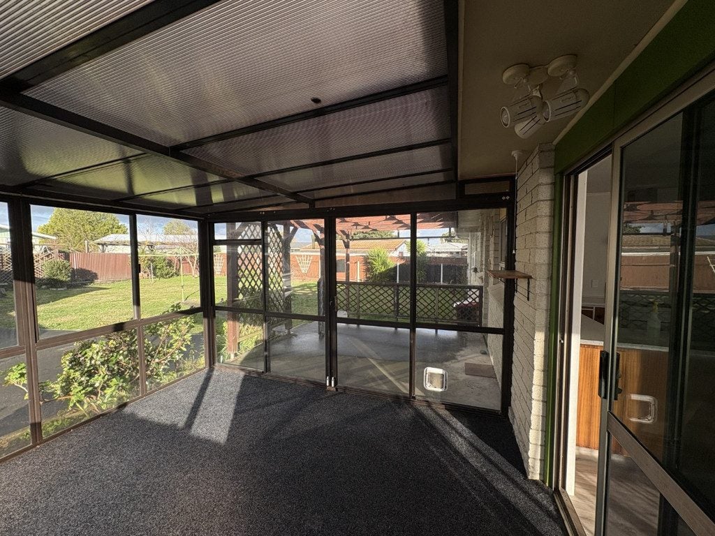 24 Caernarvon Drive, Flaxmere, Hastings - Carousel 10