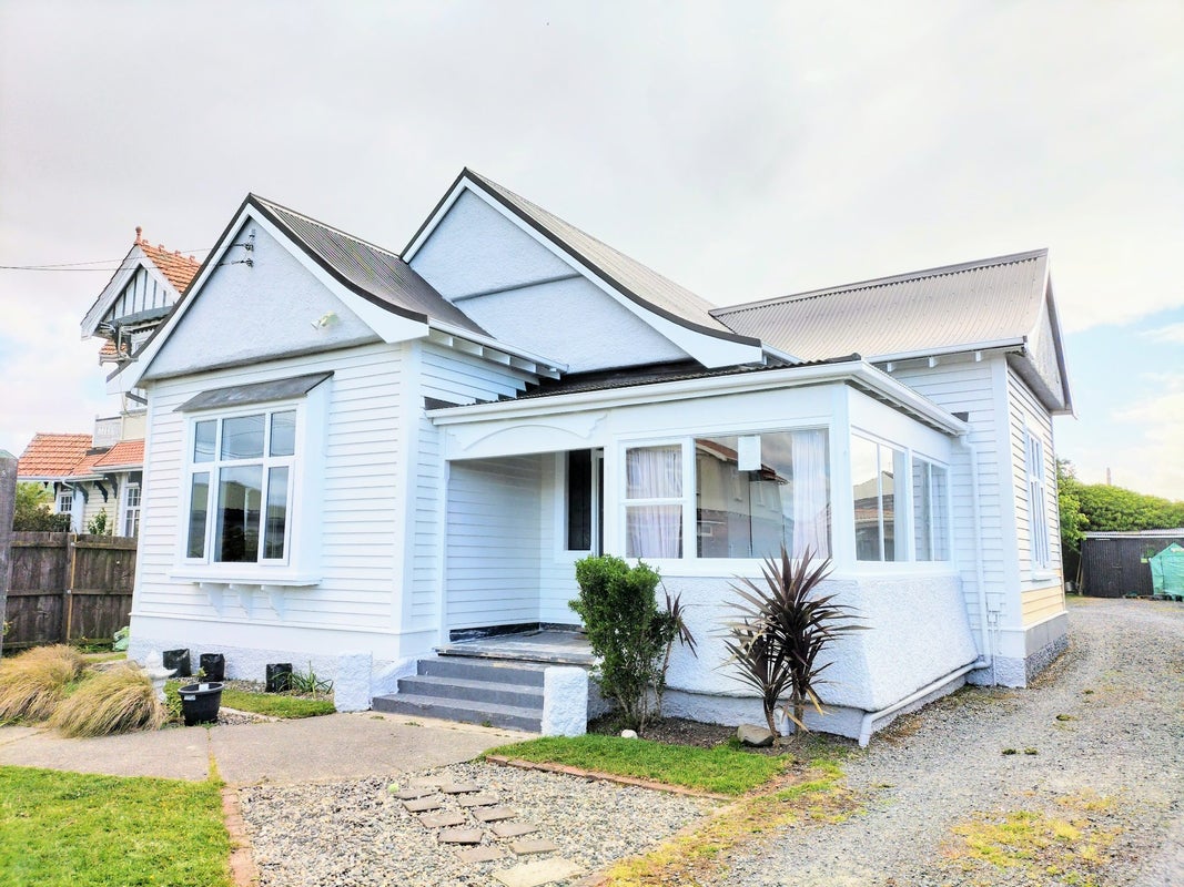 93 Queens Drive, Saint Kilda, Dunedin - Carousel 1