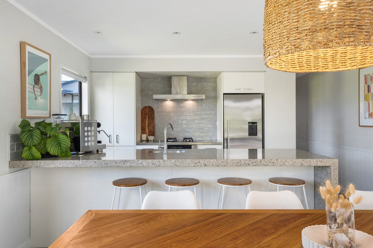 602 Williamson Road, Whangamata, Whangamata - Carousel 2