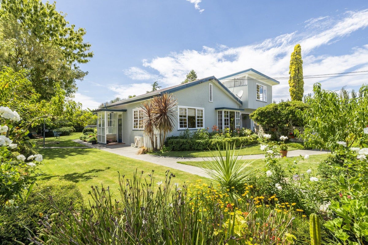 36 Kaiapo Road, Camberley, Hastings - Carousel 1