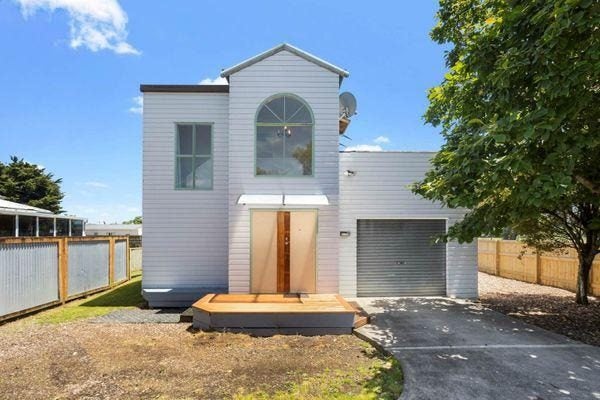 130 Buckland Road, Mangere East, Auckland - Carousel 1