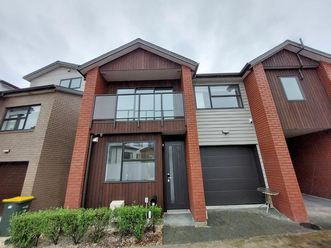 21 Ti Kouka Lane, Sandringham, Auckland - Carousel 1