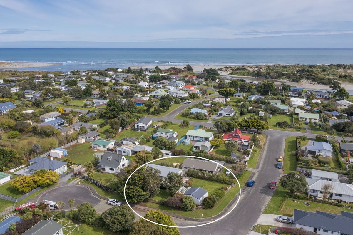 4 Sand Dune Grove, Waikawa Beach, Manakau - Carousel 26