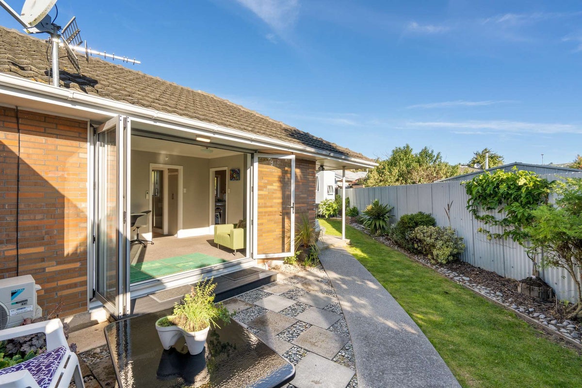12 Redbridge Lane, Sydenham, Christchurch - Carousel 2